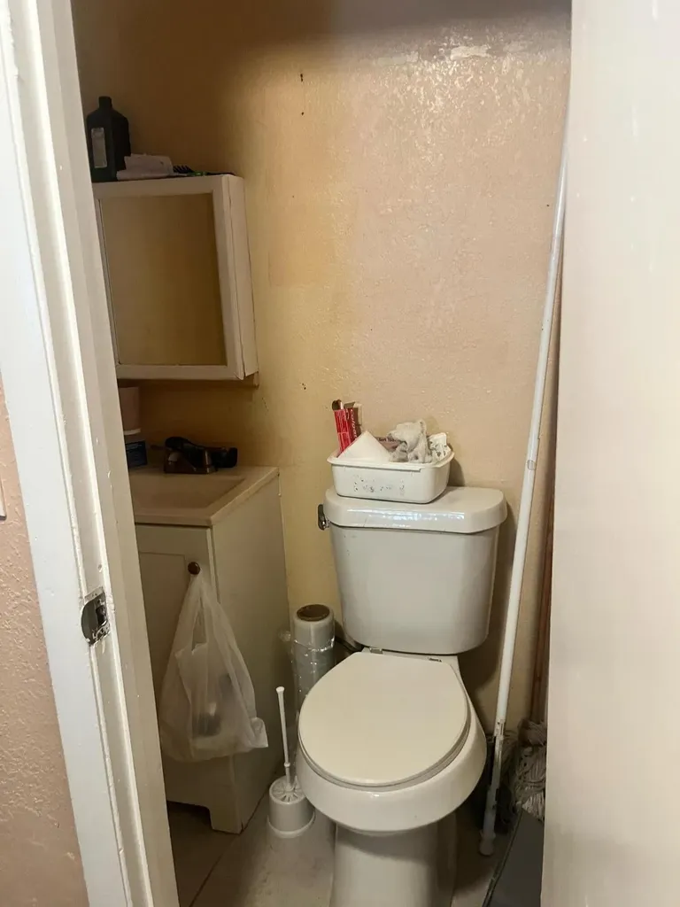 4730 NE 2nd Avenue NE Deerfield Beach FL 33064