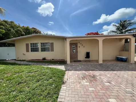 4730 NE 2nd Avenue NE Deerfield Beach FL 33064