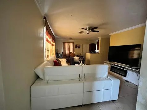 4730 NE 2nd Avenue NE Deerfield Beach FL 33064