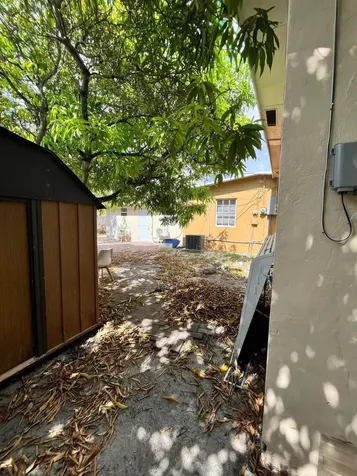 4730 NE 2nd Avenue NE Deerfield Beach FL 33064