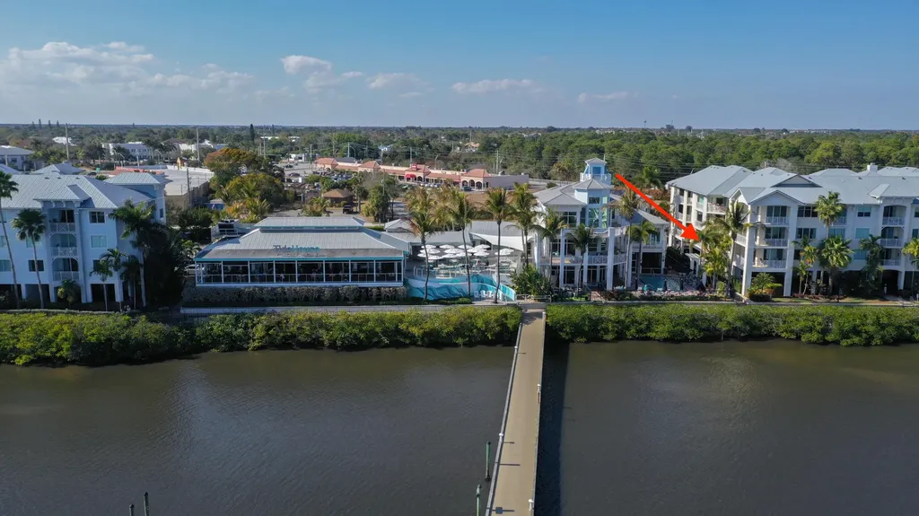 975 NW Flagler Avenue Stuart FL 34994