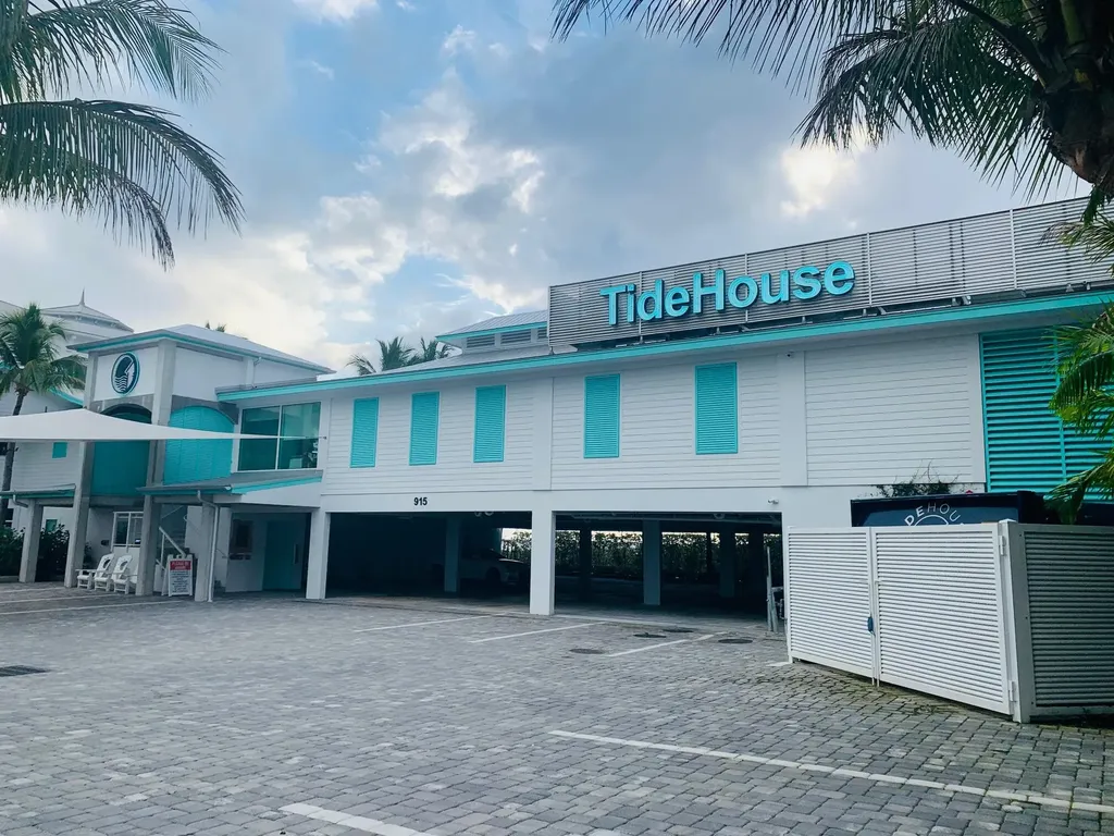 975 NW Flagler Avenue Stuart FL 34994