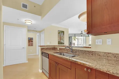 975 NW Flagler Avenue Stuart FL 34994