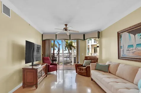 975 NW Flagler Avenue Stuart FL 34994