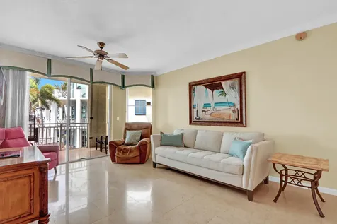 975 NW Flagler Avenue Stuart FL 34994
