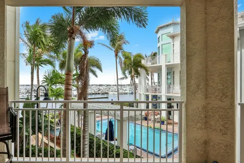 975 NW Flagler Avenue Stuart FL 34994