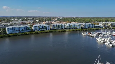 975 NW Flagler Avenue Stuart FL 34994