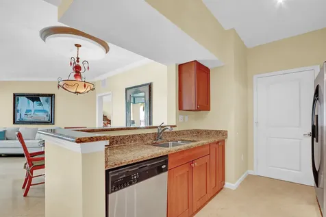 975 NW Flagler Avenue Stuart FL 34994