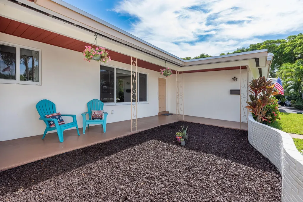 1777 NE 46th Street Oakland Park FL 33334