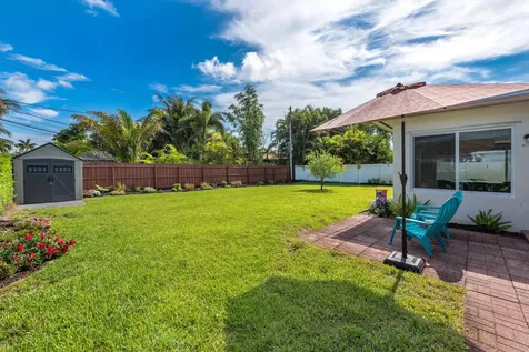 1777 NE 46th Street Oakland Park FL 33334