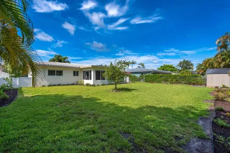 1777 NE 46th Street Oakland Park FL 33334