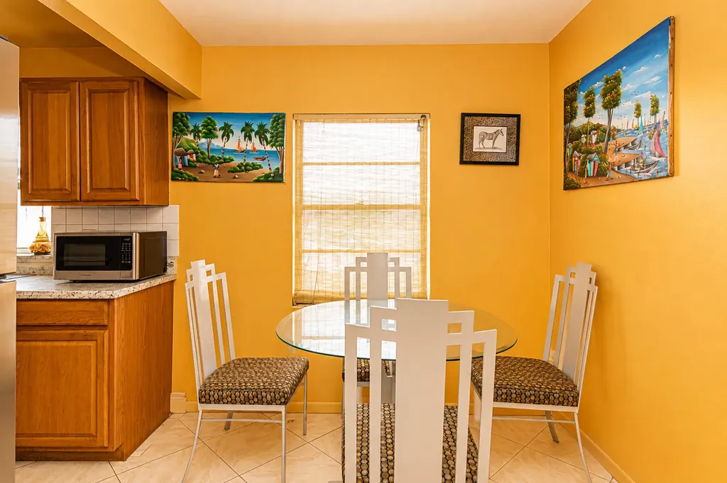 10304 Pippin Lane Royal Palm Beach FL 33411