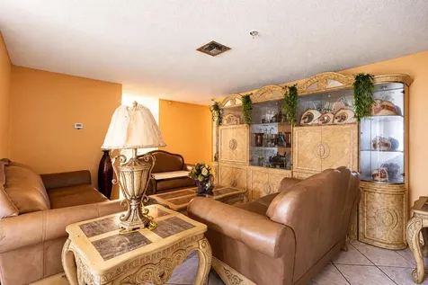 10304 Pippin Lane Royal Palm Beach FL 33411