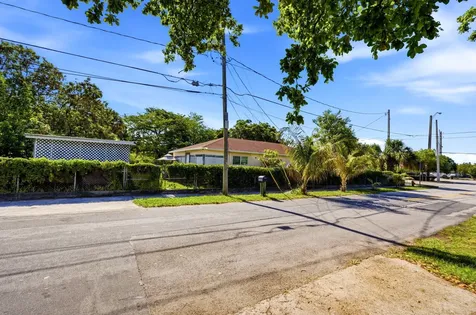 823 Doctor Martin Luther King Junior Boulevard Pompano Beach FL 33060