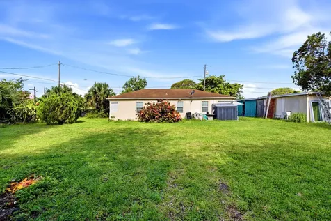 823 Doctor Martin Luther King Junior Boulevard Pompano Beach FL 33060