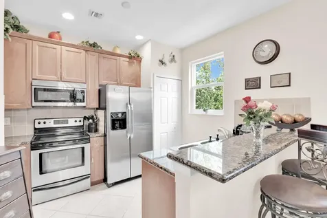 528 Bayfront Drive Boynton Beach FL 33435
