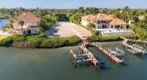 2252 Bay Village Court Palm Beach Gardens FL 33410