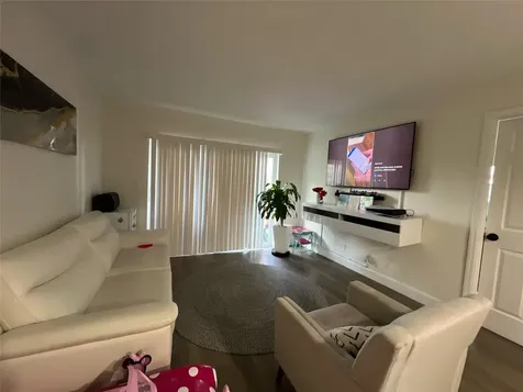 1061 NW 45th Street Pompano Beach FL 33064
