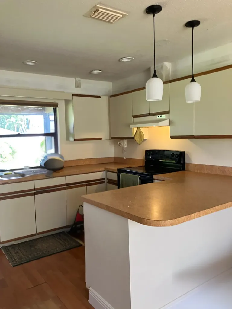 830 SE Evergreen Terrace Port St Lucie FL 34983