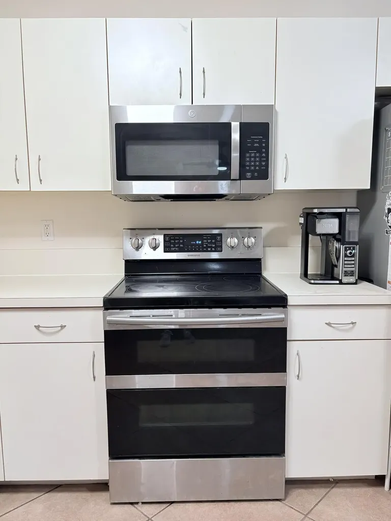 72 Fairway Lane Royal Palm Beach FL 33411