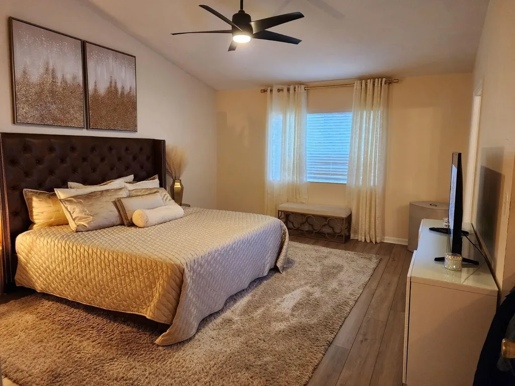 72 Fairway Lane Royal Palm Beach FL 33411