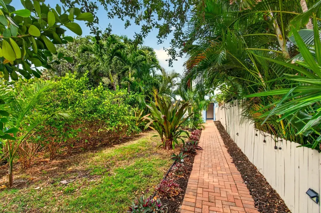 227 N M Street Lake Worth Beach FL 33460