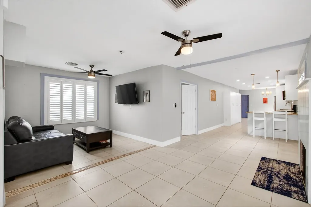 227 N M Street Lake Worth Beach FL 33460