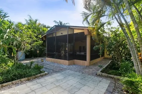 1324 NE 16th Terrace Fort Lauderdale FL 33334
