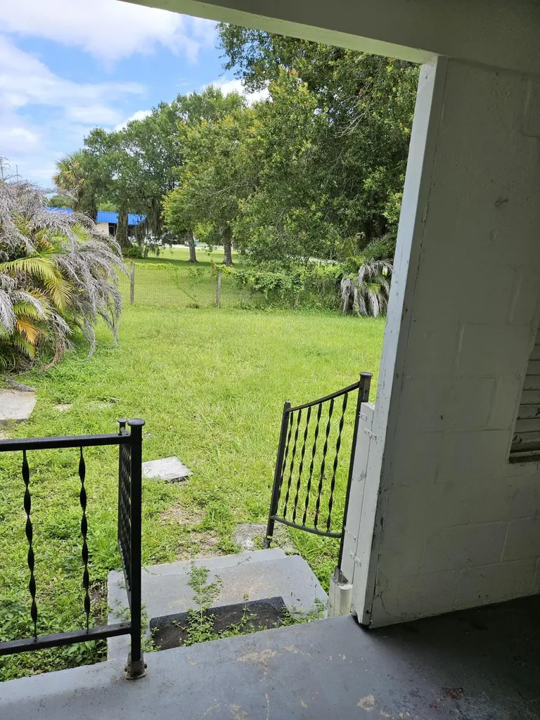 2304 S 41st Street Fort Pierce FL 34950
