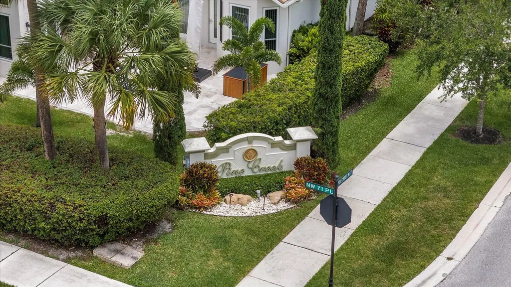 7140 Pinecreek Way Coconut Creek FL 33073