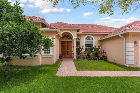 7140 Pinecreek Way Coconut Creek FL 33073