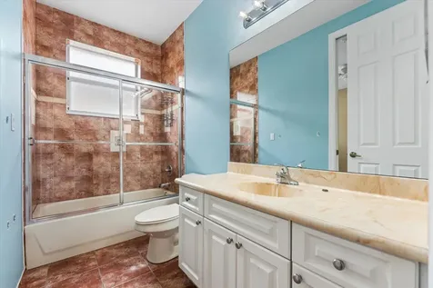 7140 Pinecreek Way Coconut Creek FL 33073