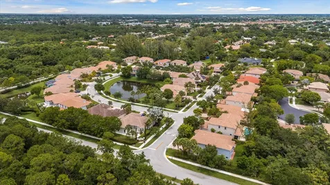 7140 Pinecreek Way Coconut Creek FL 33073