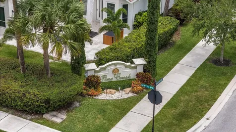 7140 Pinecreek Way Coconut Creek FL 33073