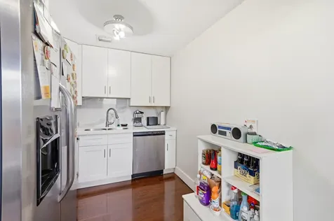 1401 SW 134th Way Pembroke Pines FL 33027