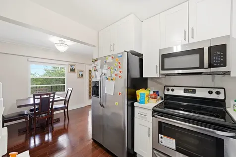 1401 SW 134th Way Pembroke Pines FL 33027