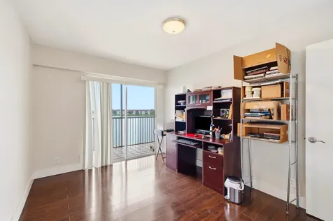 1401 SW 134th Way Pembroke Pines FL 33027