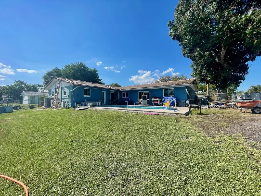 6160 SW 14th Street Plantation FL 33317