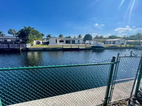 6160 SW 14th Street Plantation FL 33317