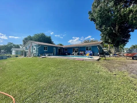 6160 SW 14th Street Plantation FL 33317