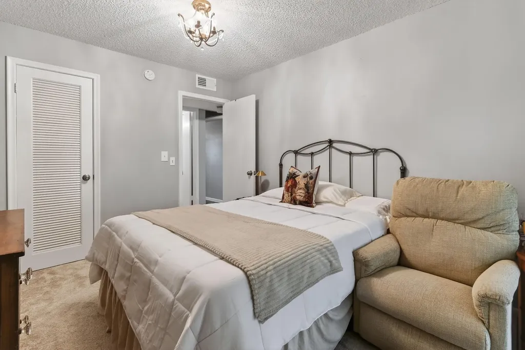238 Sussex L West Palm Beach FL 33417