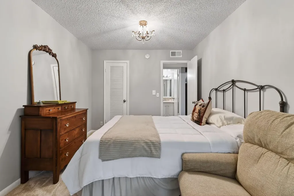 238 Sussex L West Palm Beach FL 33417