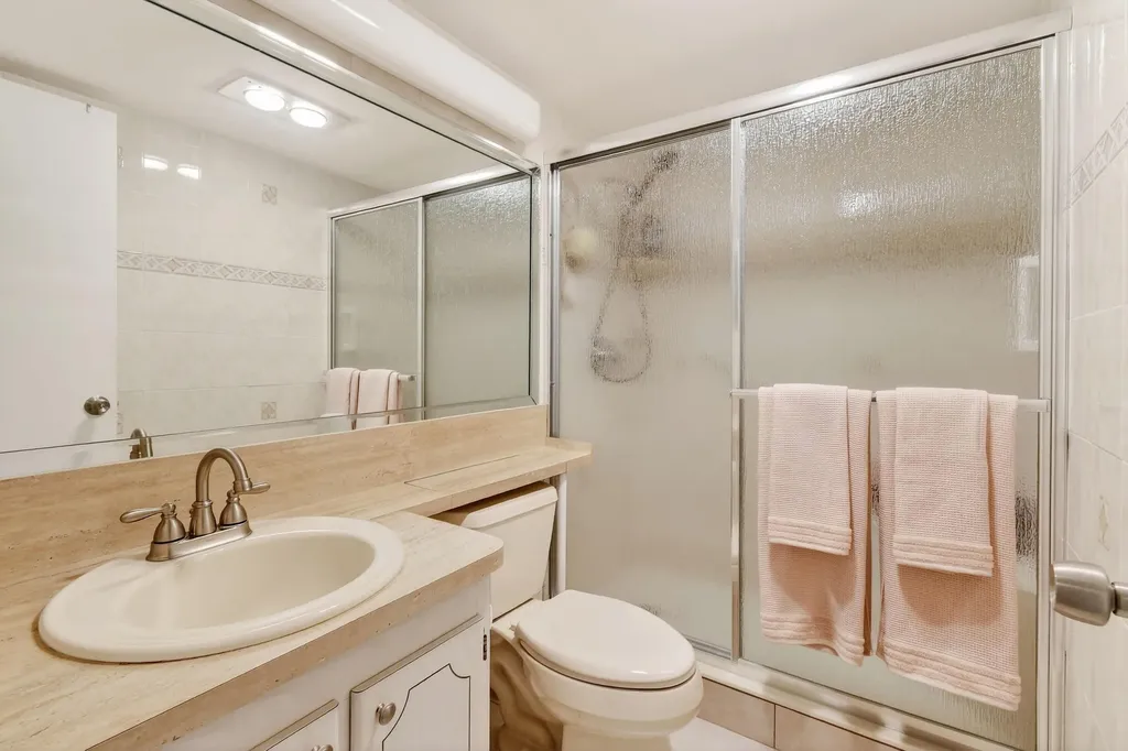 238 Sussex L West Palm Beach FL 33417