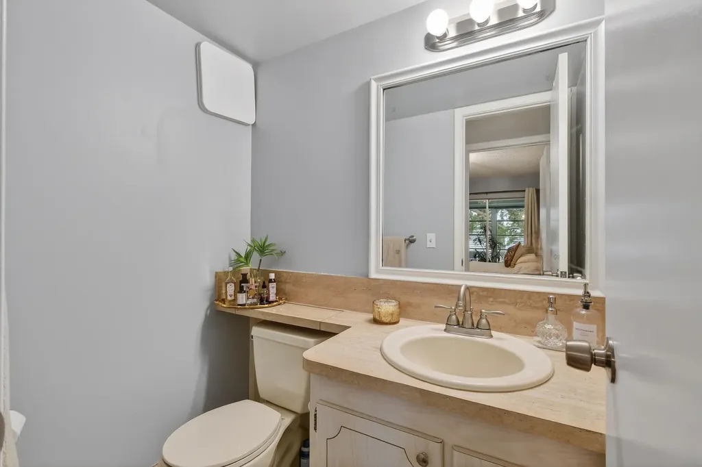 238 Sussex L West Palm Beach FL 33417