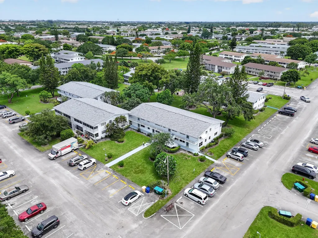 238 Sussex L West Palm Beach FL 33417