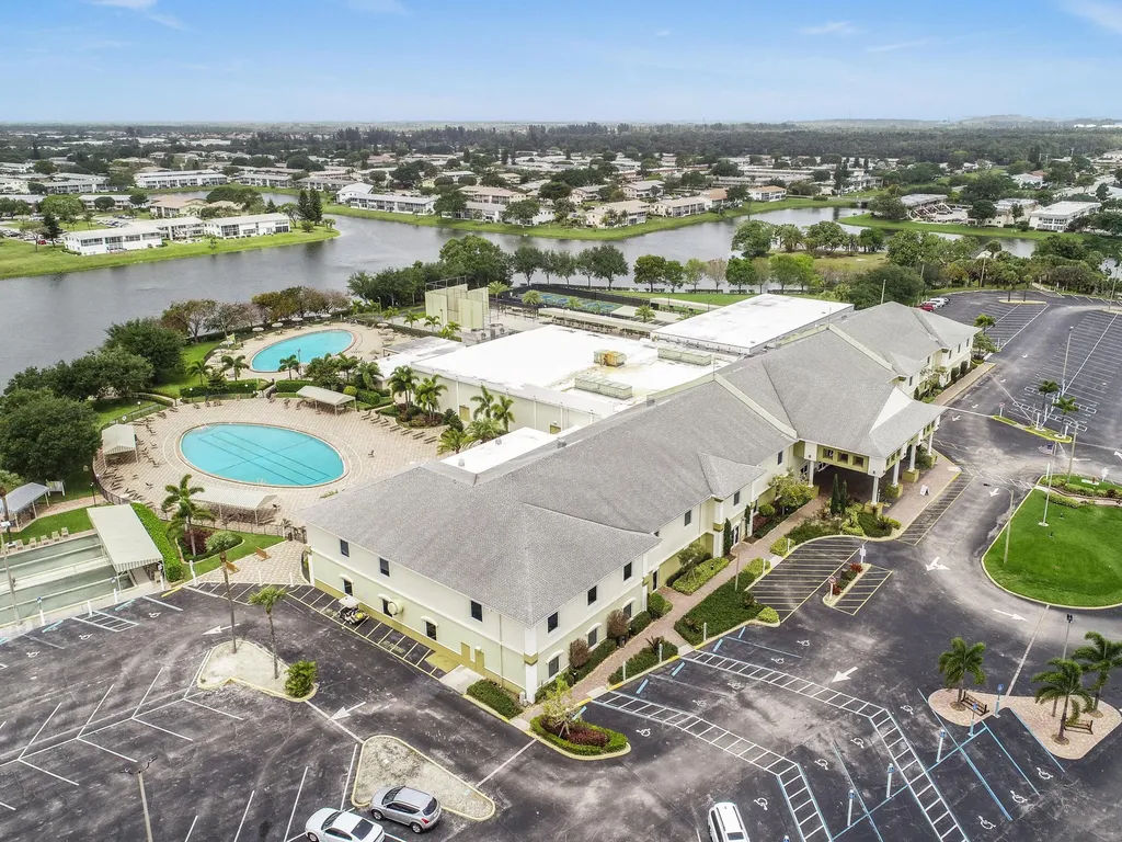 238 Sussex L West Palm Beach FL 33417