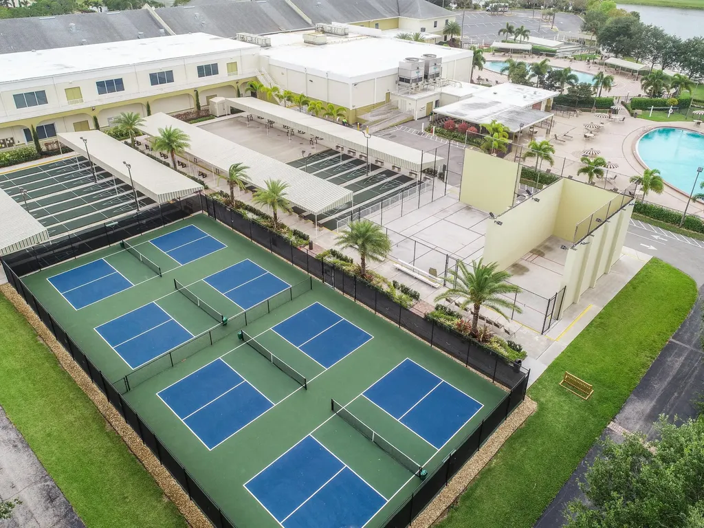 238 Sussex L West Palm Beach FL 33417