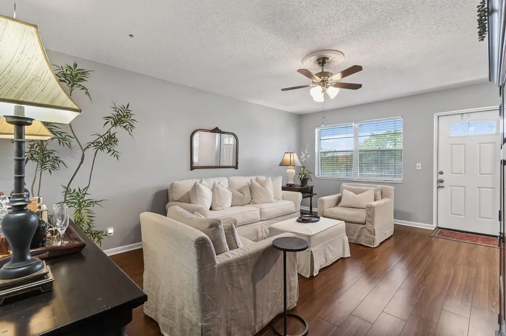 238 Sussex L West Palm Beach FL 33417