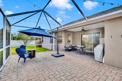 240 SW Champagne Court Court SW Vero Beach FL 32968