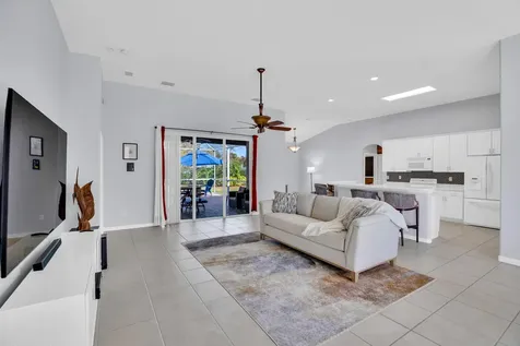 240 SW Champagne Court Court SW Vero Beach FL 32968